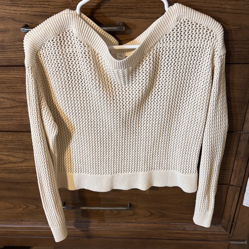NWOT Old Navy crochet top